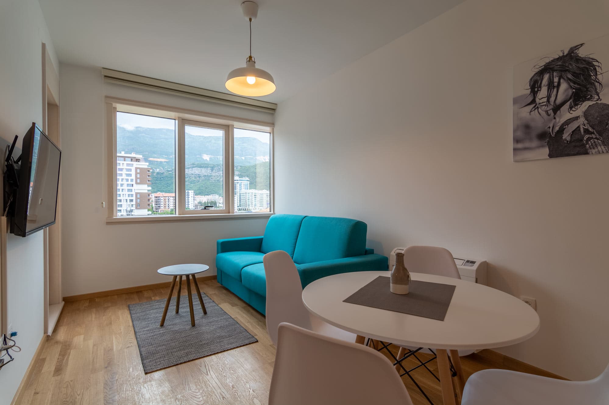 Luxury Seaside Apartment